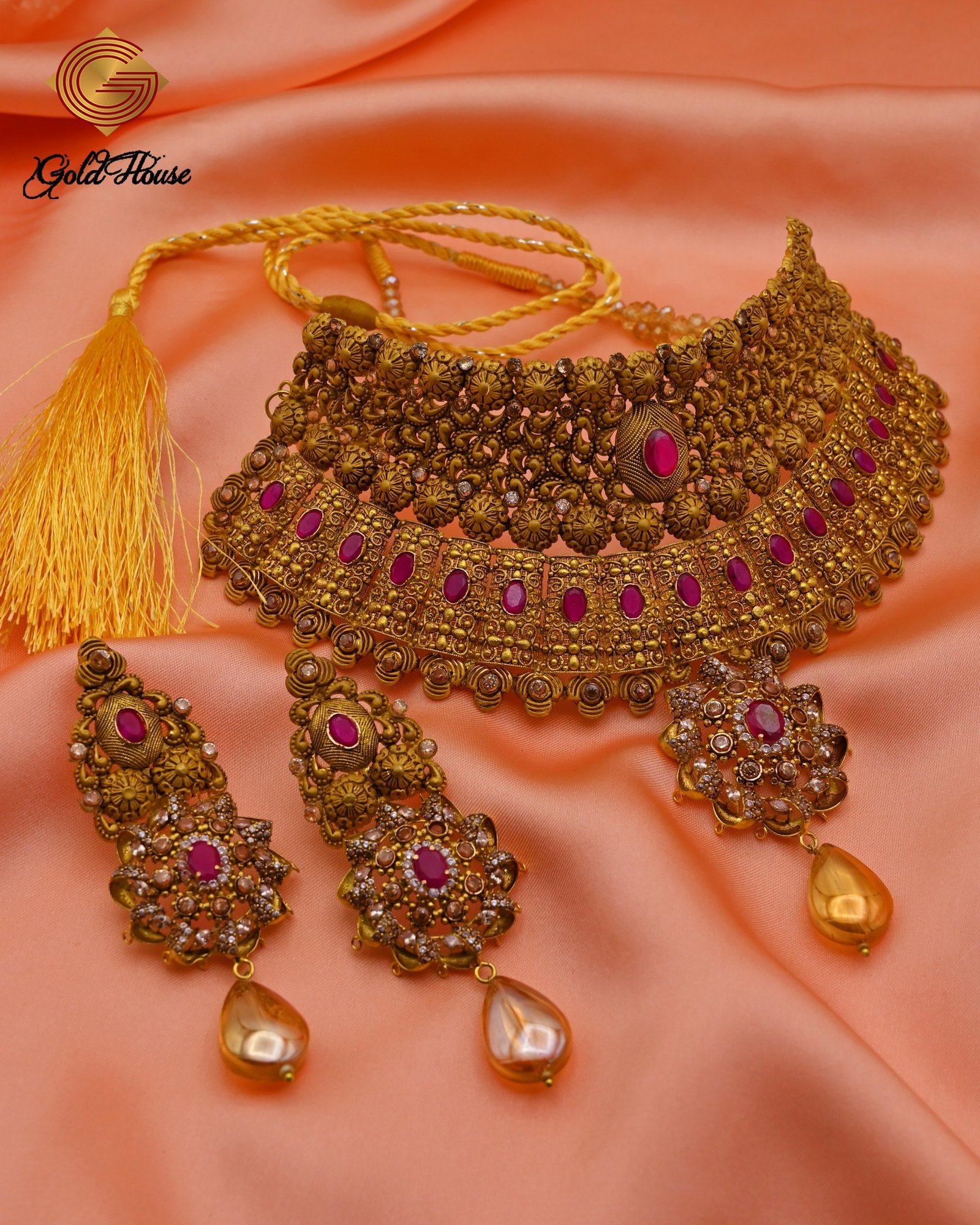Necklace Design NL